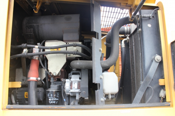 ขาย!!! รถตัก KOMATSU WA100-5 รถนอก FROM JAPAN ขาย!!! รถตัก KOMATSU WA100-5 รถนอก FROM JAPAN