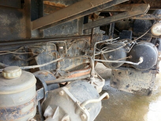 รถฮีโน่ 10 ล้อดั้ม FM3M  240 แรงม้า. ปี 38  สนใจติดต่อ 081 - 6079515