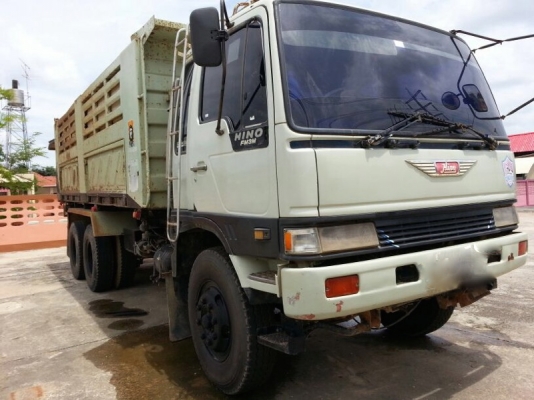 รถฮีโน่ 10 ล้อดั้ม FM3M  240 แรงม้า. ปี 38  สนใจติดต่อ 081 - 6079515