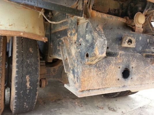 รถฮีโน่ 10 ล้อดั้ม FM3M  240 แรงม้า. ปี 38  สนใจติดต่อ 081 - 6079515