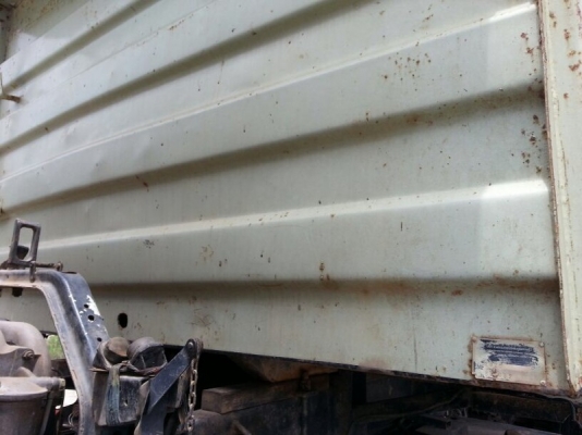 รถฮีโน่ 10 ล้อดั้ม FM3M  240 แรงม้า. ปี 38  สนใจติดต่อ 081 - 6079515