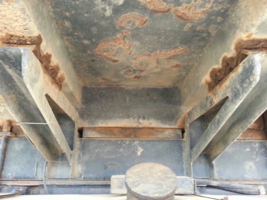 รถฮีโน่ 10 ล้อดั้ม FM3M  240 แรงม้า. ปี 38  สนใจติดต่อ 081 - 6079515