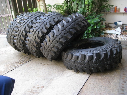 ยางSIMAX 35/11.5/16 ปลายปี06 พร้อมกระทะล้อ ยางSIMAX 35/11.5/16 ปลายปี06 พร้อมกระทะล้อ