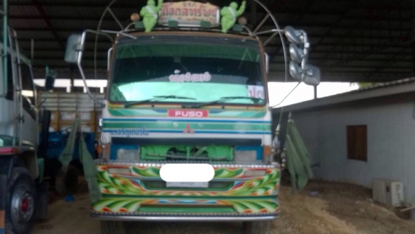 MITSUBISHI FUSO TURBO FN 527 S