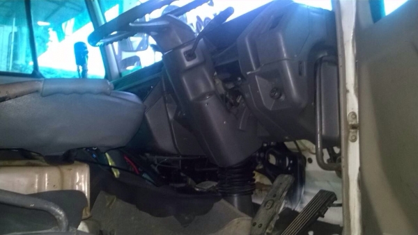 MITSUBISHI FUSO TURBO FN 527 S