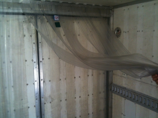 ขายตู้ห้องเย็นเก่าญี่ปุ่นครับ สภาพดี เครื่องทำความเย็นใช้ได้ครับ