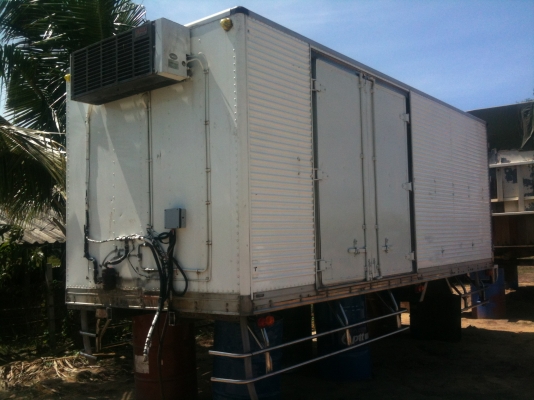 ขายตู้ห้องเย็นเก่าญี่ปุ่นครับ สภาพดี เครื่องทำความเย็นใช้ได้ครับ