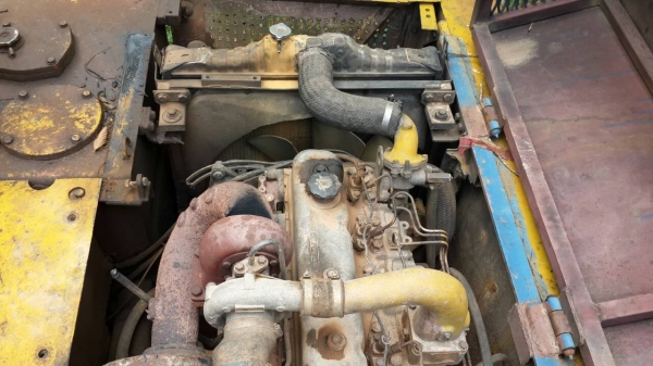 ใช้ไปเรื่อยๆ กว่าจะขายได้ไม่ต้องซ่อมkomatsu 200-3 เครื่องฟิตมาใหม่ยังไม่ใช้งานเลย ช่วงล่างเต็ม ช่วงล่างเต็ม เอวมีขยับนิดหน่อย ใช้ไปเรื่อยๆ กว่าจะขายได้ไม่ต้องซ่อมkomatsu 200-3 เครื่องฟิตมาใหม่ยังไม่ใช้งานเลย ช่วงล่างเต็ม ช่วงล่างเต็ม เอวมีขยับนิดหน่อย