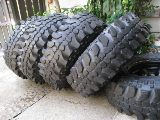 ยางSIMAX 35/11.5/16 ปลายปี06 พร้อมกระทะล้อ ยางSIMAX 35/11.5/16 ปลายปี06 พร้อมกระทะล้อ