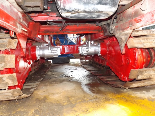 ขายรถเกี่ยวนวดข้าวศักดิ์พัฒนา รุ่น KM-48