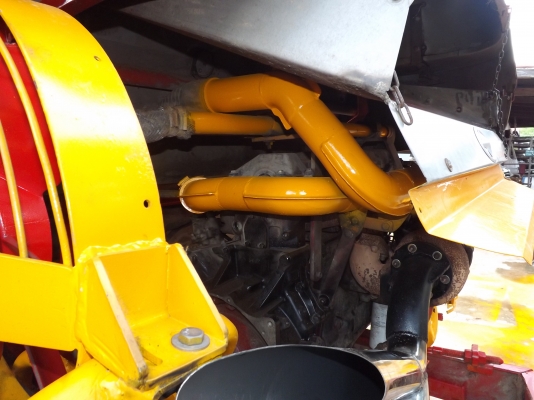 ขายรถเกี่ยวนวดข้าวศักดิ์พัฒนา รุ่น KM-48