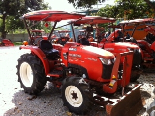 คูโบต้า L3608 พร้อม โรตารี่ หรือ หางพรวน 6 จาน มือสองถูกม๊าก มาก ราคา 250,000-270,000 บาท