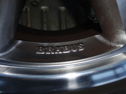 ขายล้อแม๊กขอบ18BRABUSวีไอพี 5500 บาท 4 วง