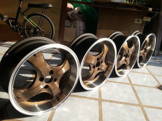 ล้อมือ2 ถูกๆ ล้อมือ2 ถูกๆ