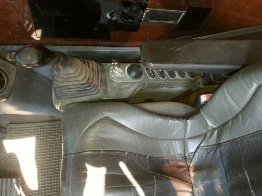 ต้องการขายKOMATSU-200-8