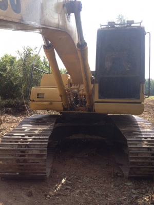 ต้องการขายKOMATSU-200-8 ต้องการขายKOMATSU-200-8