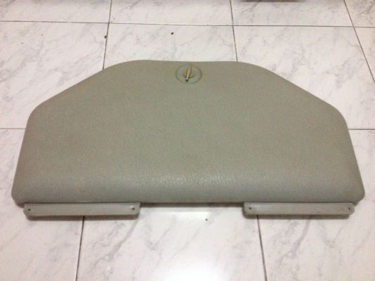 ขายกล่องใส่เครื่องมือท้ายรถe30 ราคา500บาท โทร0924462525โส กทม