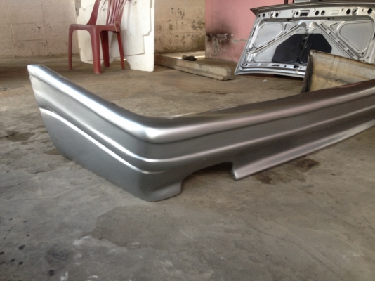 ขายกันชนหลัง e30 ตัวM ราคา1300บาท โทร0924462525โส กทม ขายกันชนหลัง e30 ตัวM ราคา1300บาท โทร0924462525โส กทม