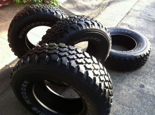 ขายยาง Mud Maxxis MT754 BuckShot ขนาด 265 75 r16 ปี11