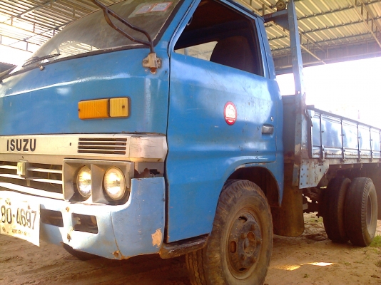 หกล้ออีซูซุ TL85 ช่วงสั้น พร้อมลุยงาน ทะเบียนชุดโอนพร้อม ภาษีไม่ขาด ราคาถืกๆเด้อ ครับท่าน