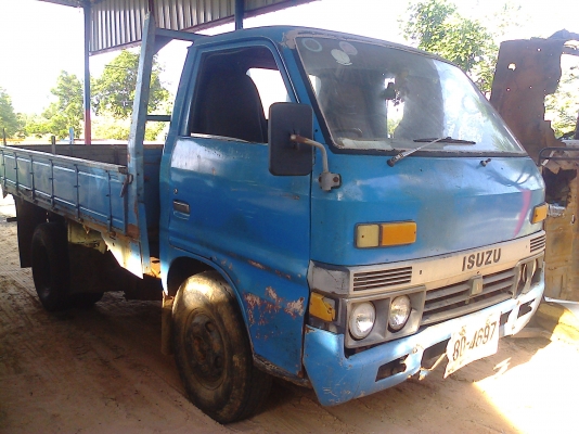 หกล้ออีซูซุ TL85 ช่วงสั้น พร้อมลุยงาน ทะเบียนชุดโอนพร้อม ภาษีไม่ขาด ราคาถืกๆเด้อ ครับท่าน