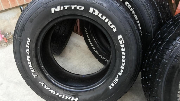 ยาง Nitto Dura Grappler Highway Terrain 245 70 16