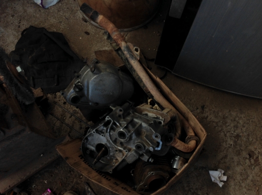 ขายHONDA XR100 โครงเข็น 6900