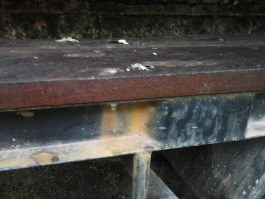 6ล้อท้ายลาดTOYOTA BU12 เครื่อง100แรง ....รถสวยมาก....วางหัวนอกของอีซูซุ..