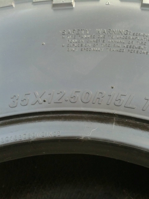 ขาย Mud 35R15 MAXXIS Trepador ขาย Mud 35R15 MAXXIS Trepador