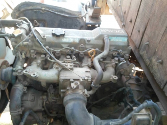 ขายรถหกล้อ TOYOTA 3ใบปัด จดทะเบียนปี 46