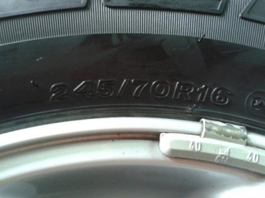 ขาย ยาง 245-70-16 สวยๆ ลง22มค.58บริดสโตน ดูเลอร์ 840 ขาย ยาง 245-70-16 สวยๆ ลง22มค.58บริดสโตน ดูเลอร์ 840