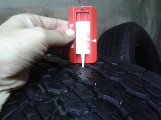 ขาย ยาง 245-70-16 สวยๆ ลง22มค.58บริดสโตน ดูเลอร์ 840 ขาย ยาง 245-70-16 สวยๆ ลง22มค.58บริดสโตน ดูเลอร์ 840