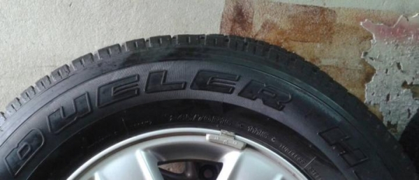 ขาย ยาง 245-70-16 สวยๆ ลง22มค.58บริดสโตน ดูเลอร์ 840 ขาย ยาง 245-70-16 สวยๆ ลง22มค.58บริดสโตน ดูเลอร์ 840