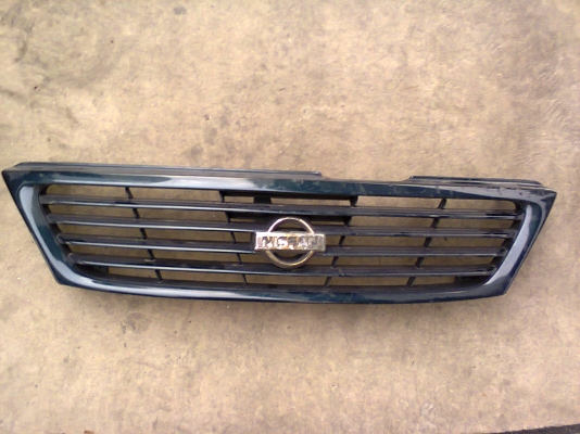 กระจังหน้านิสสันไม่ค่อยสวย กระจังหน้านิสสันไม่ค่อยสวย