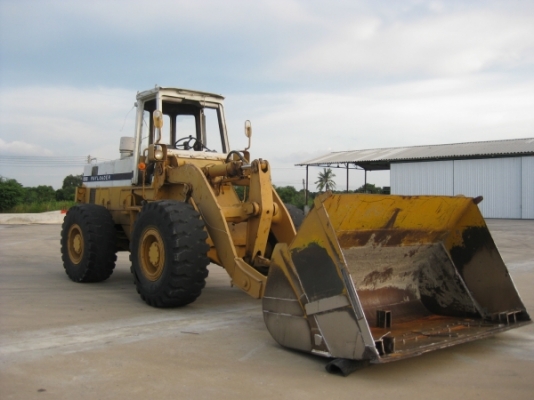 รถตักล้อยาง Komatsu 530
