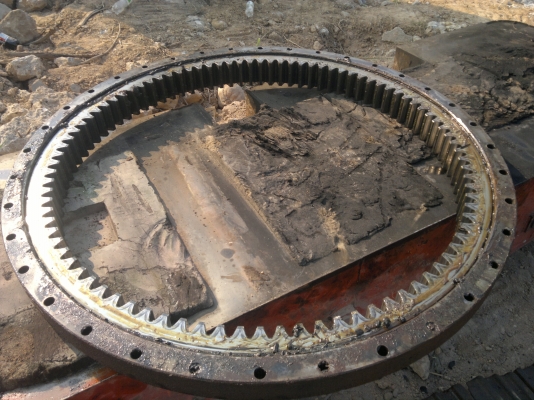 ขายด่วน เอวสวิง HITACHI EX 200-2-3-5