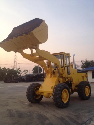 รถตักล้อยาง Komatsu 530 รถตักล้อยาง Komatsu 530