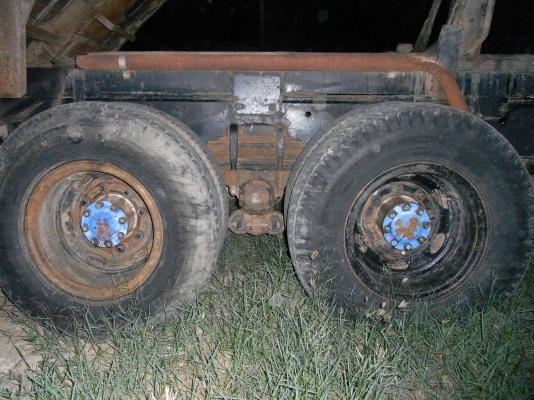 ขายดั้มสิบล้อสองเพลาเทอร์โบ ขายดั้มสิบล้อสองเพลาเทอร์โบ