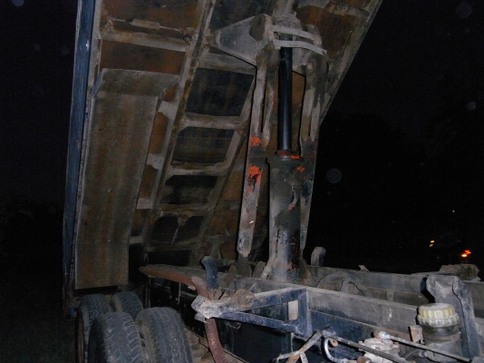 ขายดั้มสิบล้อสองเพลาเทอร์โบ ขายดั้มสิบล้อสองเพลาเทอร์โบ