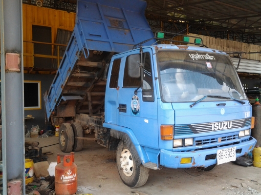 ขายISUZU 175 ดั้ม รถสวยพร้อมลุย