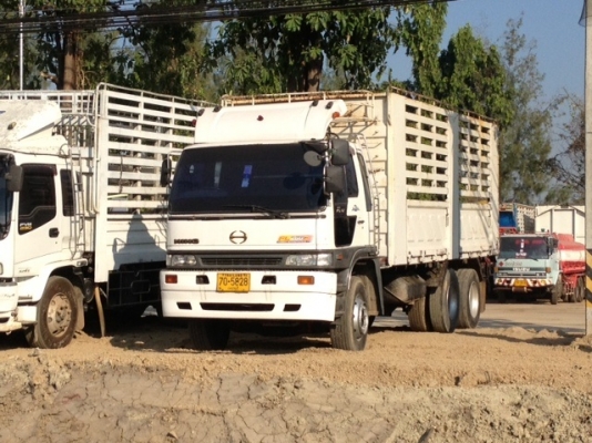 Hino Hi-tech 260 hp กระบะบรรทุกยาว6.30m