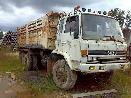 รถอิซูซุ 10 ล้อดั๊ม FXZ 13 เปลื่ยนเครื่อง 230 แรงม้า ( ขายแม่ลูก ) สนใจติดต่อ 081 - 6079515 รถอิซูซุ 10 ล้อดั๊ม FXZ 13 เปลื่ยนเครื่อง 230 แรงม้า ( ขายแม่ลูก ) สนใจติดต่อ 081 - 6079515