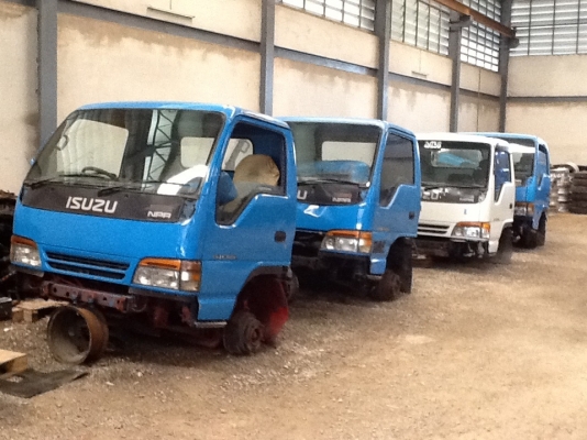 หัวอีซูซุการตูนพร้อมเครื่องเกียรสวยๆ