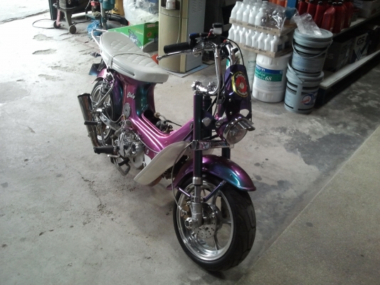 ขายชาลี สีเหลือบ เครื่อง lifan150 ล้อ 12" ครับ