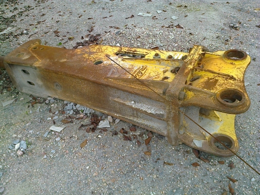 ขายหัวกระแทกPHINOสำหรับรถแบคโฮใหญ่ ของดีมาก ชื้อมาไม่ได้ใช้