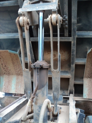 ขาย NPR เครื่อง 4BG1 125 แรงม้า