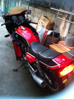 ขายไม่ได้ใช้ ทะเบียนโอน CB750 F ขาย90000 ด่วน ขายไม่ได้ใช้ ทะเบียนโอน CB750 F ขาย90000 ด่วน