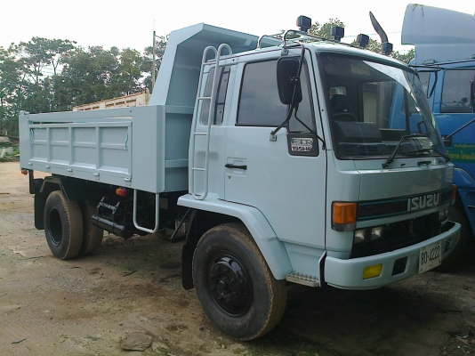 6ล้อดั้มFTR32F 195แรง ยาง9 ดั้ม3.8ม. เก็บสีใหม่ รถสวย ในก็สวย ไม่เคยชน 6ล้อดั้มFTR32F 195แรง ยาง9 ดั้ม3.8ม. เก็บสีใหม่ รถสวย ในก็สวย ไม่เคยชน