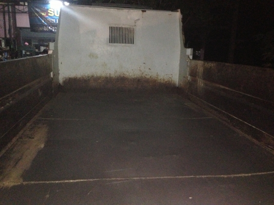 HINO FB 112A - 117 HP WO4D หกล้อดั๊มพ์ กระบะดั๊มพ์เหล็ก 4 ตันยาว 3.60 เมตรพื้นอย่างสวยไม่มีผุ เครื่องแห้งแน่นดี หัวเก๋งบางเดิมๆไม่มีผุภายในครบพร้อม พวงมาลัยเพาเวอร์ คัชซีสวยไม่มีดามไม่มีบวมเลย เฟืองท้ายใหญ่ F แล้ว ยาง 8.25 ขอบ 16 เอกสารเล่มทะเบียนครบพร้อม