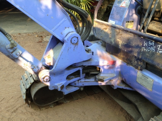 ฮิตาชิ เก่านอกสภาพดีพร้อมใช้งาน แทคเหล็กใหม่